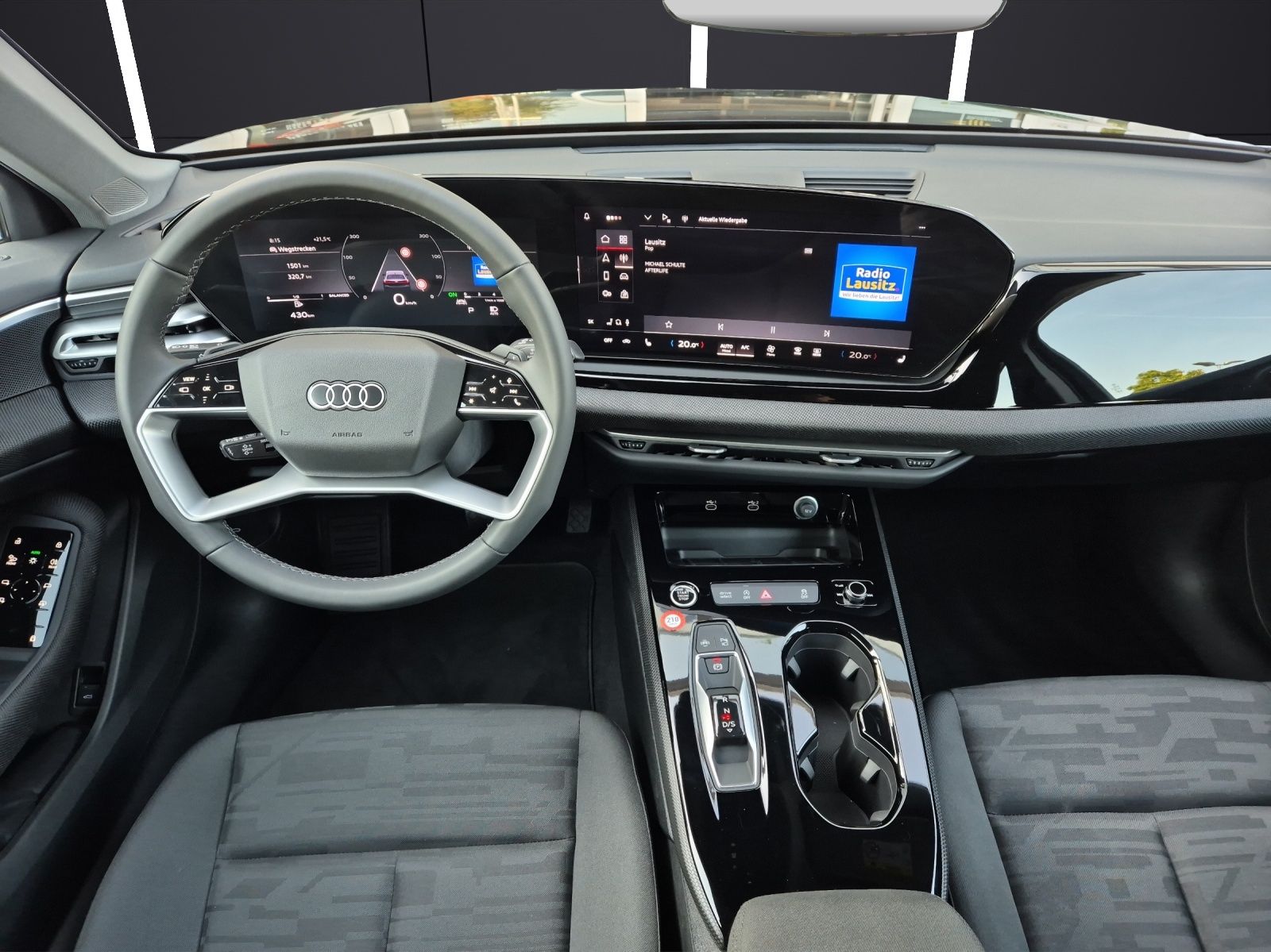 Fahrzeugabbildung Audi A5 TFSI S-tronic Matrix Navi AVC ACC RFK SH