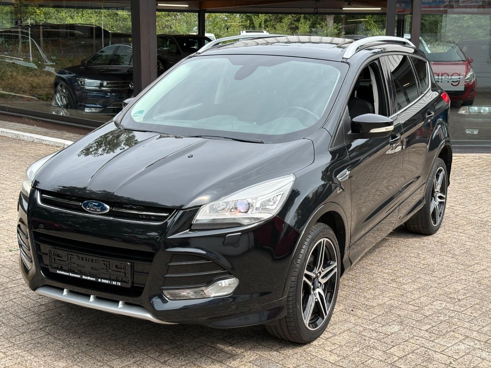 Ford Kuga Individual 4x4 132kw  *PANOR*KEYLESS*AHK*