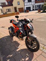 KTM Super Duke 1290 RR
