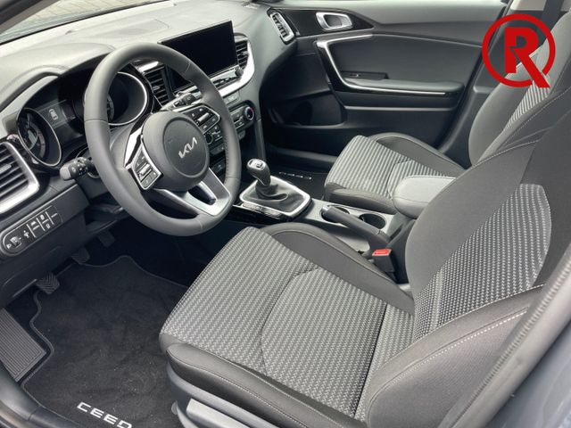 Ceed Vision 1.5 T-GDI Navi LenkradHZG PDC SHZ Sp