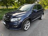 Volkswagen Tiguan 2.0 TSI DSG 4MOTION Allrad R-Line - Volkswagen Tiguan: Dsg