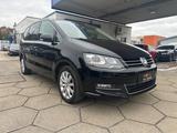 Volkswagen Sharan Highline Exklusive LED/AHK/NAVI/Alcantara - VW Sharan Gebrauchtwagen in Stuttgart