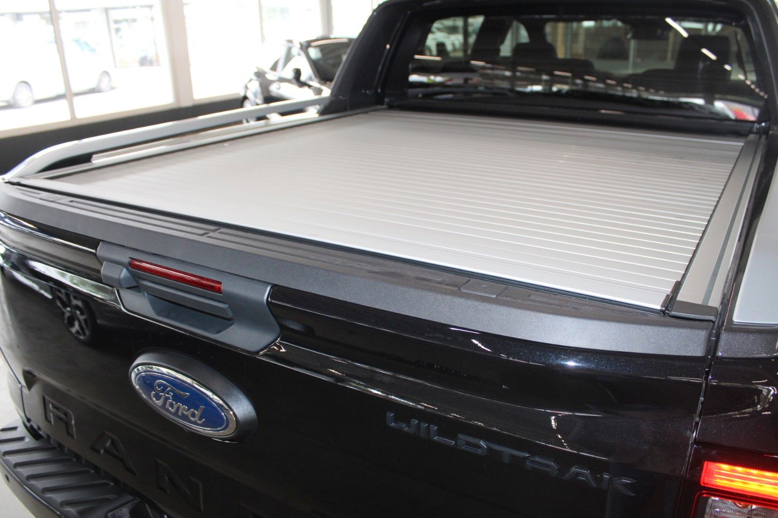 Fahrzeugabbildung Ford Ranger Wildtrak PHEV Aut. AHK LED TECHNOLOGIE P.