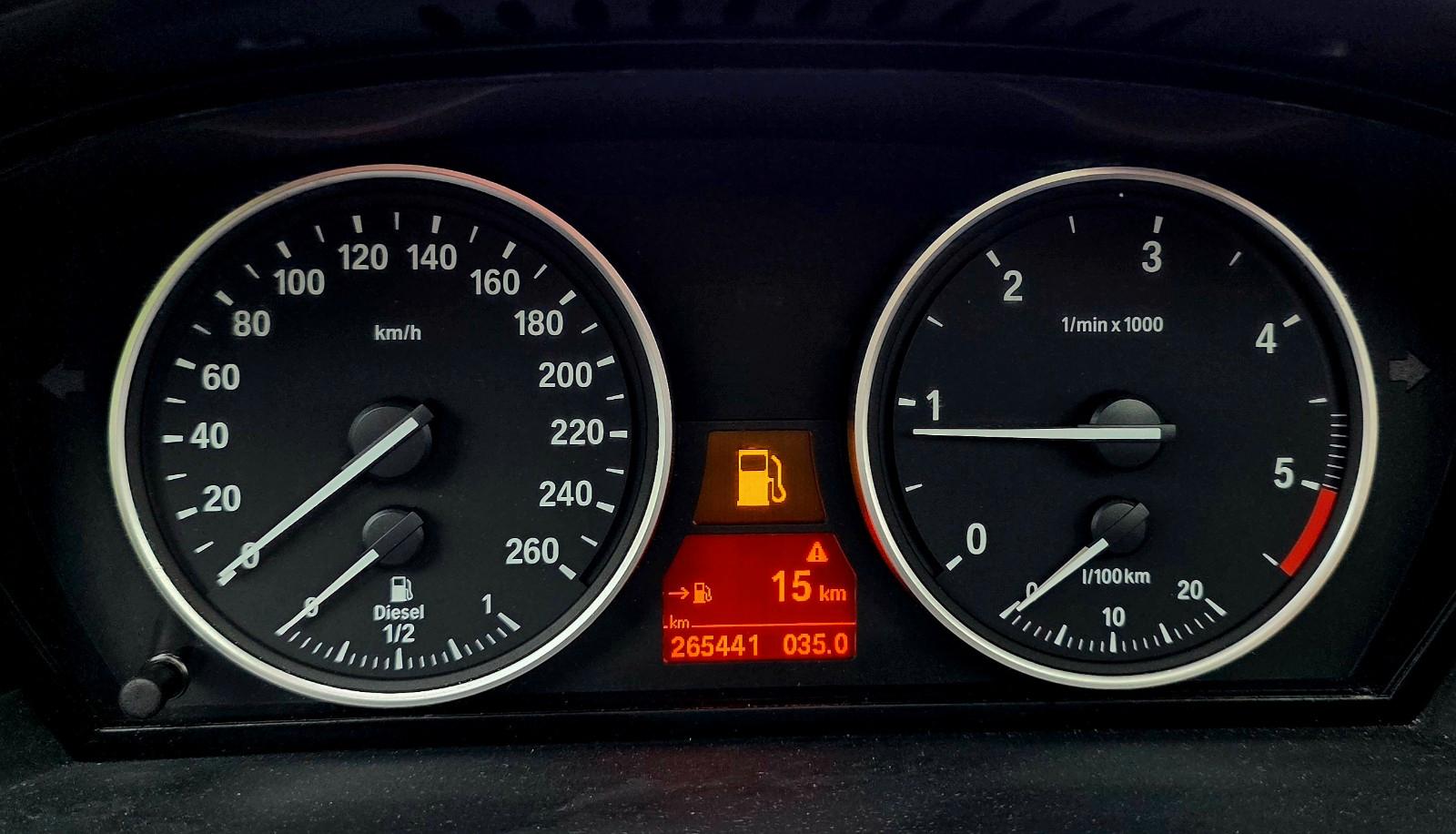 BMW 520 2008 — photo 29
