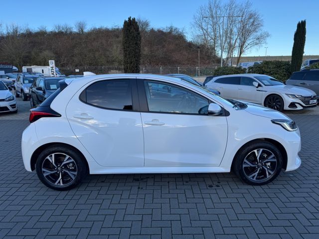 Toyota Yaris 1.5 Hybrid 116 CVT Apple Carplay SHZ LED