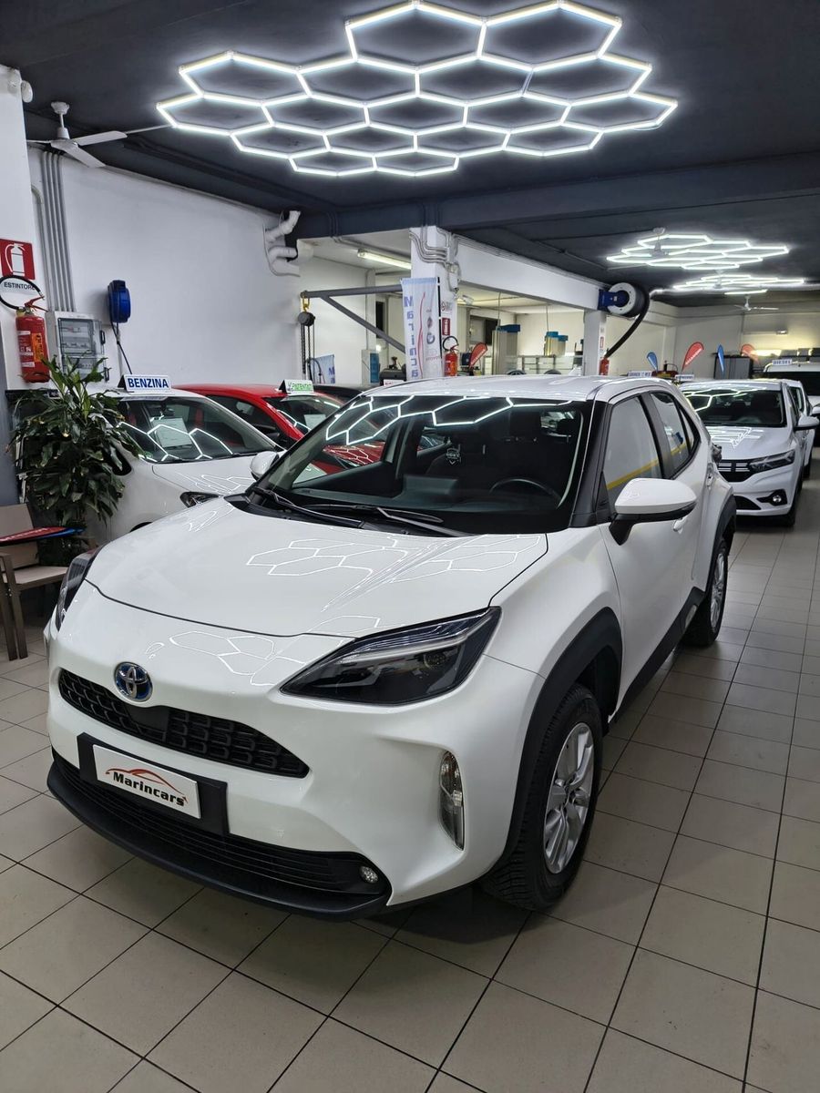 Toyota Yaris 1.5 Hybrid 5 porte Active imagem 3