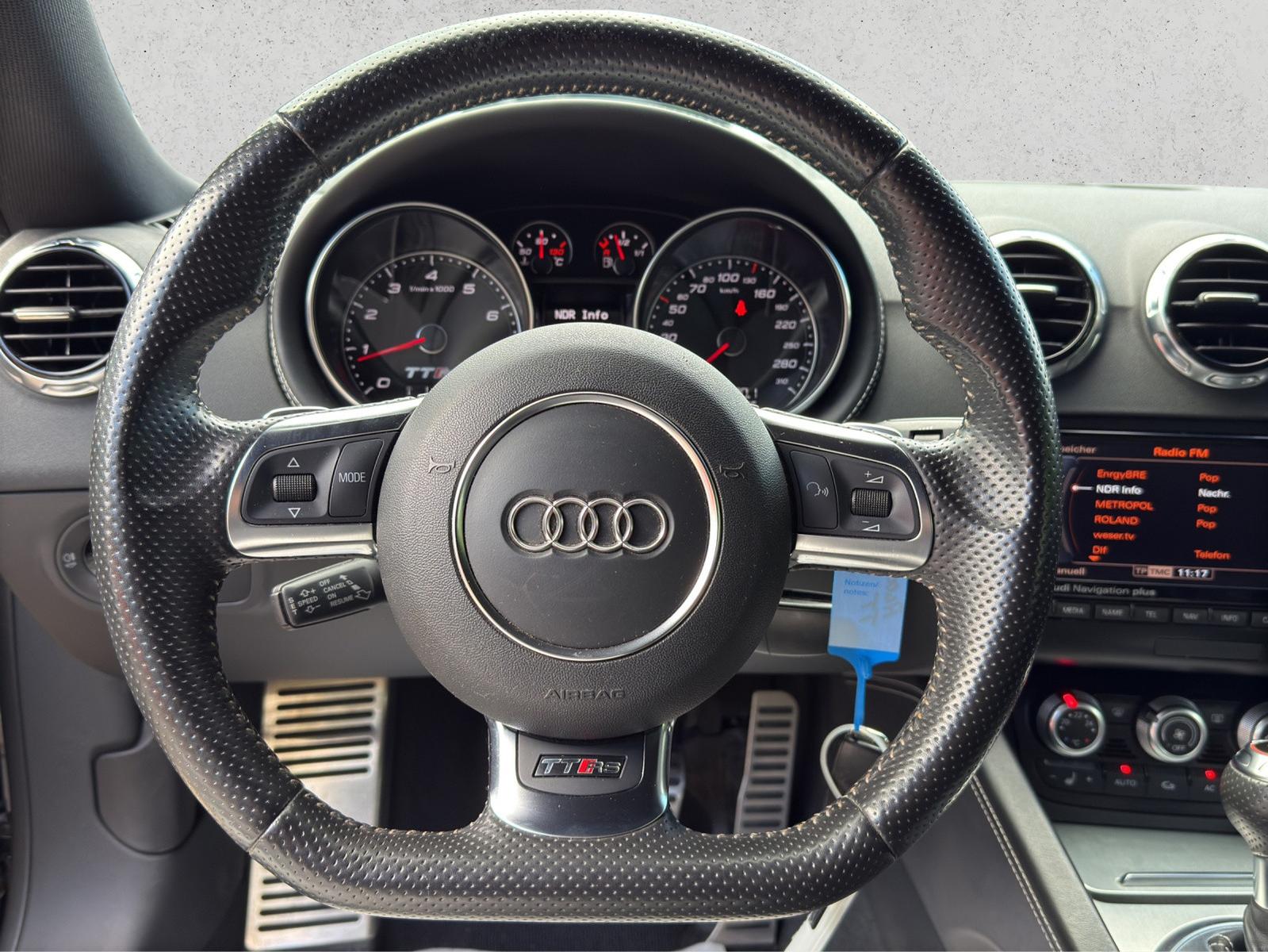 Audi 2.5 TFSI TT RS Coupe quattro+XENON+BOSE+NAVI+TEM