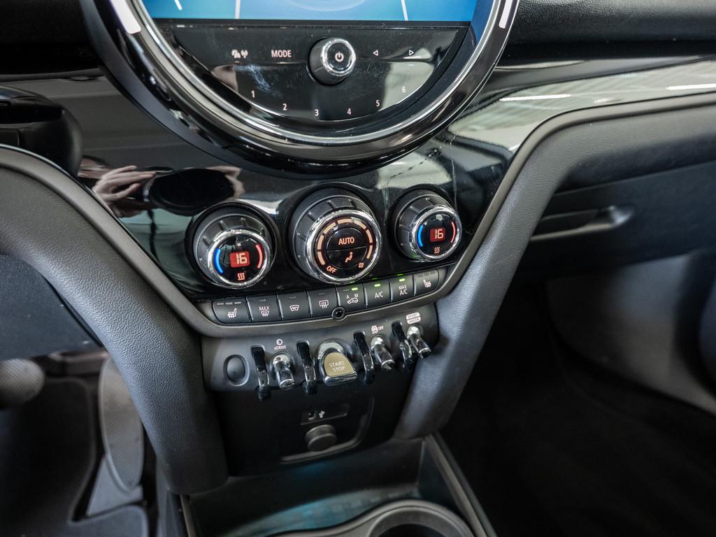 MINI Countryman Cooper SE ALL4 Classic Trim LED NAVI