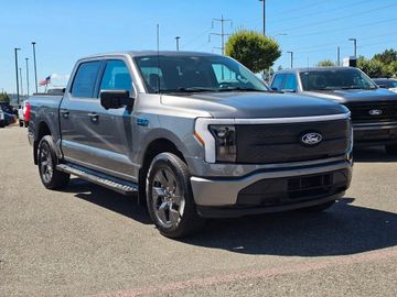 Ford F 150 Lightning XLT 2024 graumet im Vorlauf +11