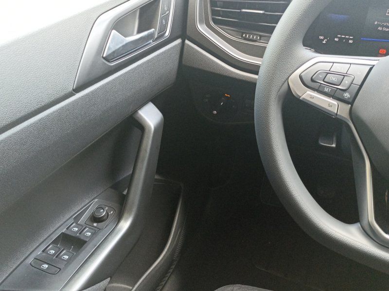 Fahrzeugansicht 9 Fahrzeugabbildung Volkswagen Polo 1.0 TSI Life