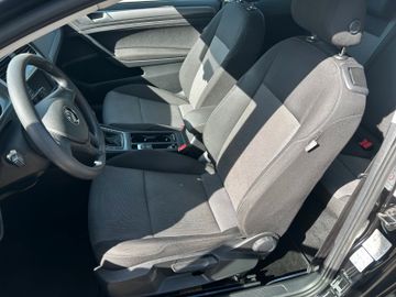 Volkswagen Golf - 7