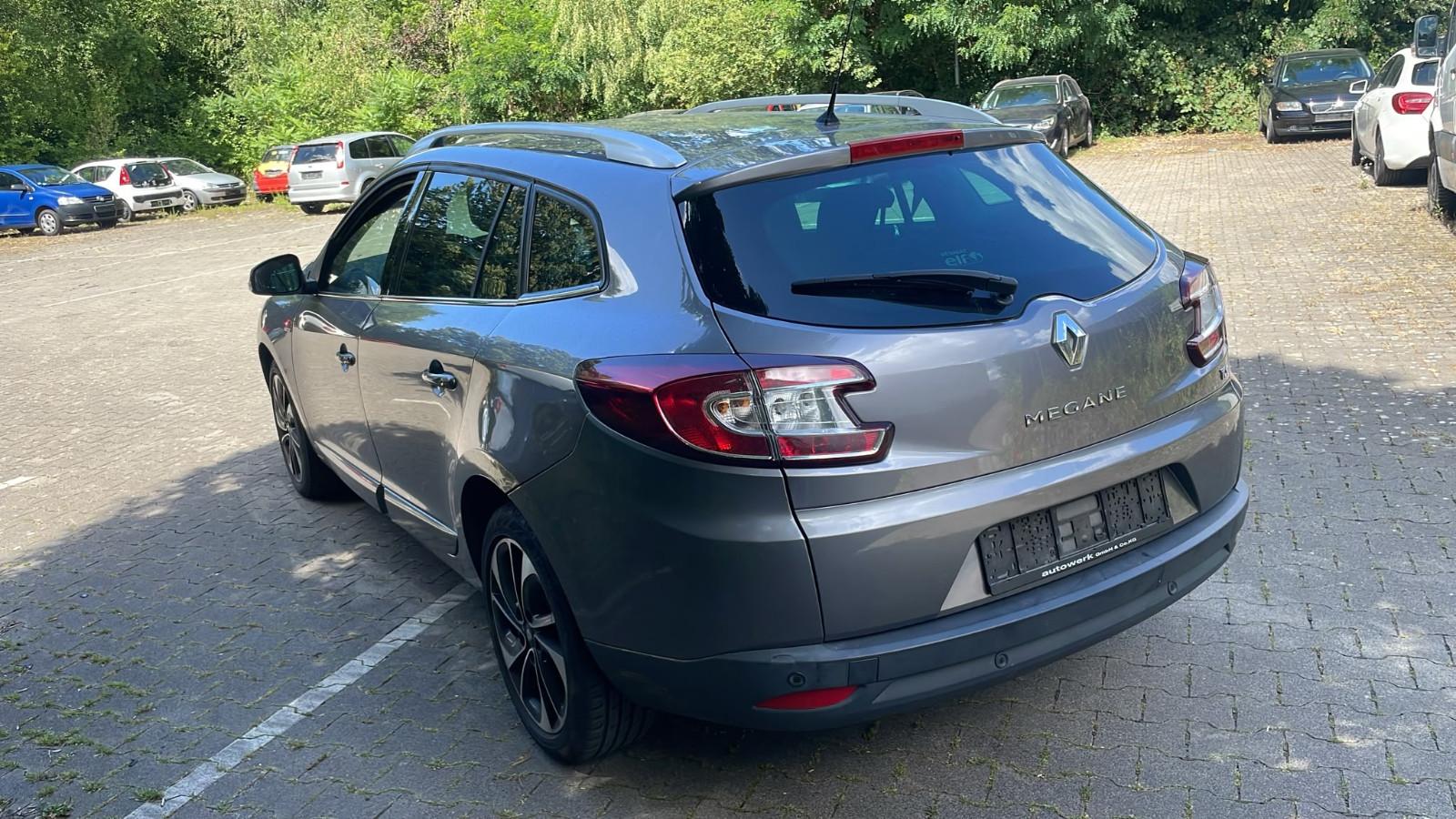 Renault Megane 2015 — photo 9