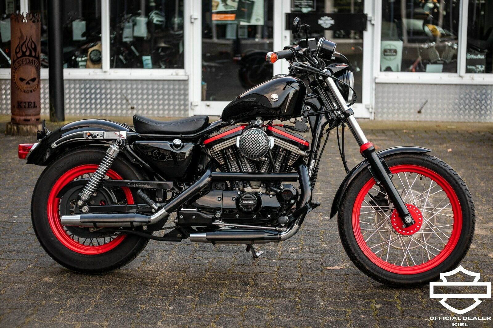 Fahrzeugabbildung Harley-Davidson XLH883Sportster - NEUAUFBAU - OLDTIMER