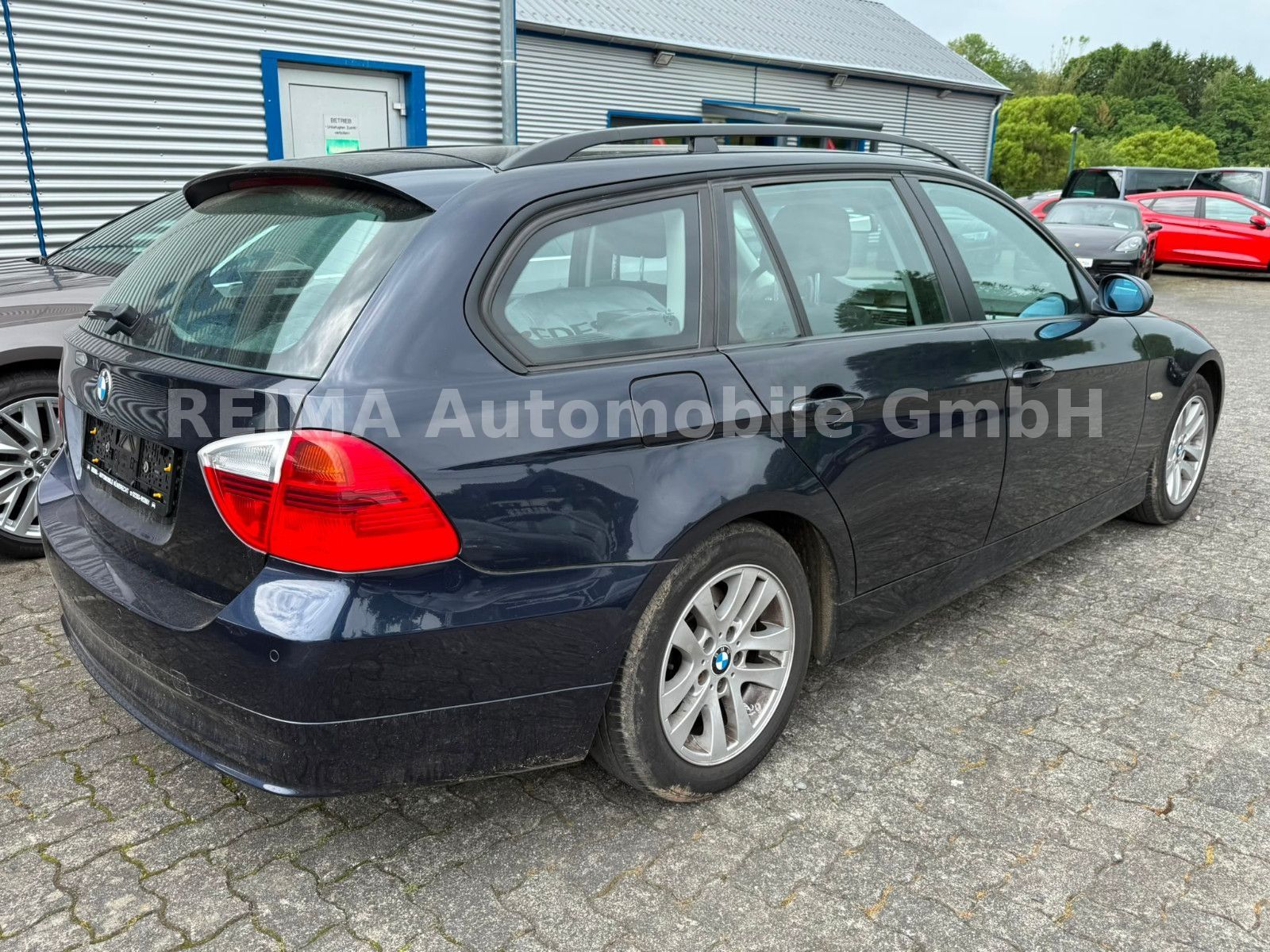 Fahrzeugabbildung BMW 318 i Touring , Klima, 2.Hand, Alu