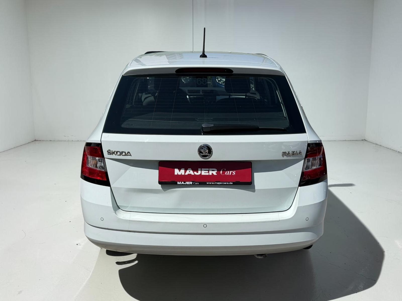 Skoda Fabia 2015 — photo 8