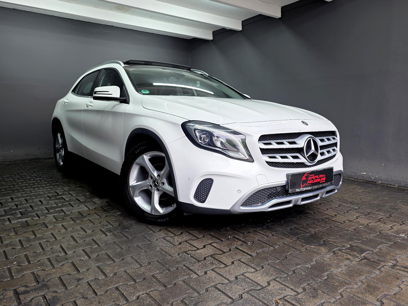 Mercedes-Benz GLA 200 URBAN, AUTOMATIK, PANORAMA, R-KAMERA