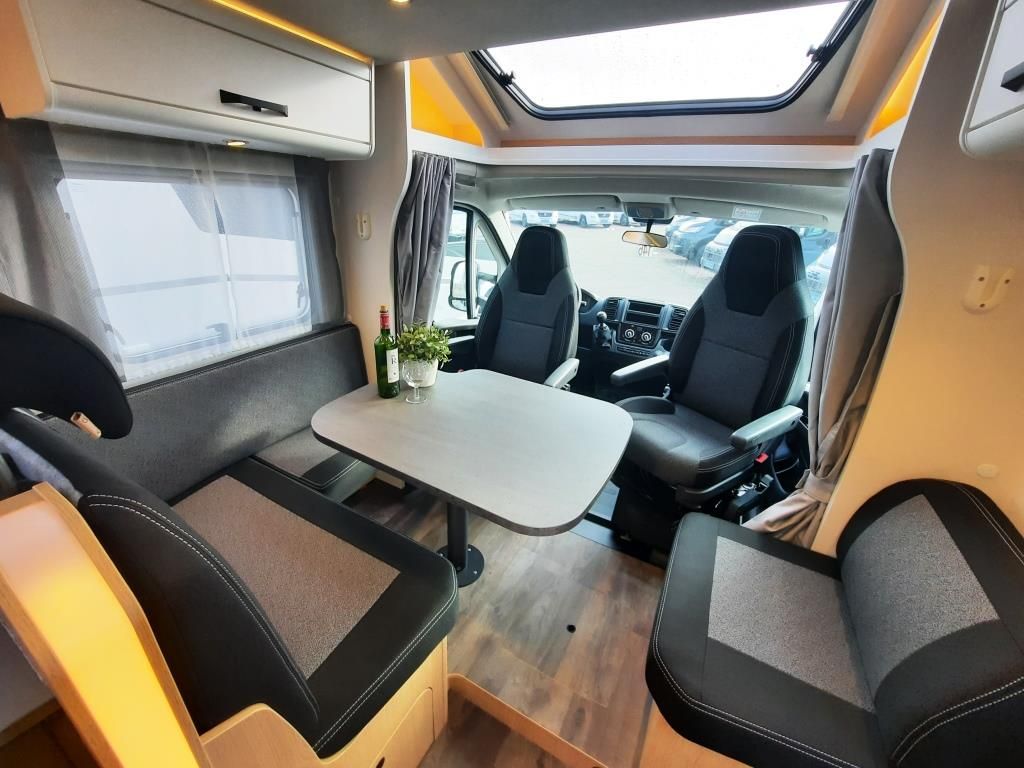 Fahrzeugabbildung Sunlight T 68 Verfüg./Sparen Sie 3.604,- €