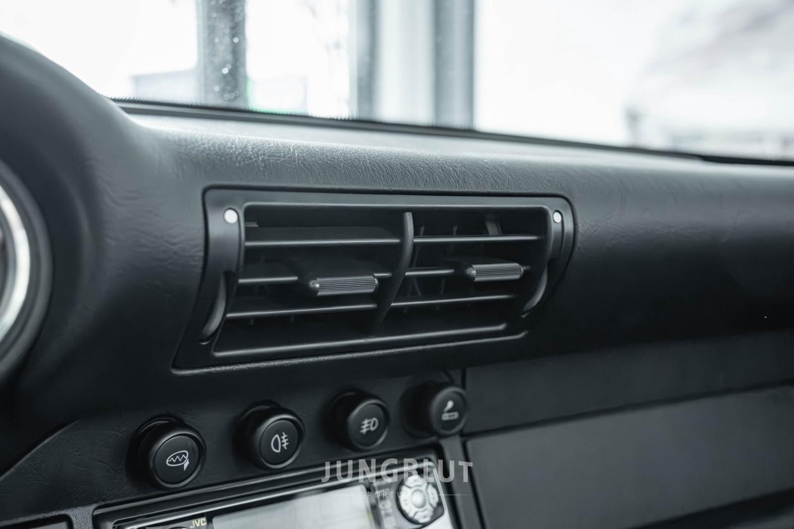 Porsche 993 Carrera Cabriolet, Tiptr. Deut. Auslieferung