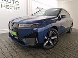 BMW iX xDrive40 Sportpaket, Laser, 21 Zoll, AHK, ACC - gebrauchte BMW iX aus dem Jahr 2024