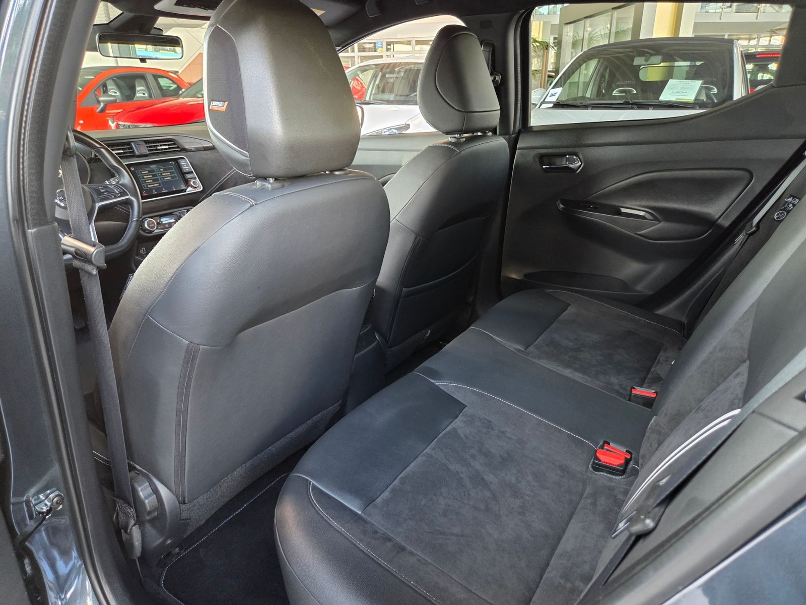 Fahrzeugabbildung Nissan Micra N-Sport Aut. BOSE KLIMA RFK SHZ ALU