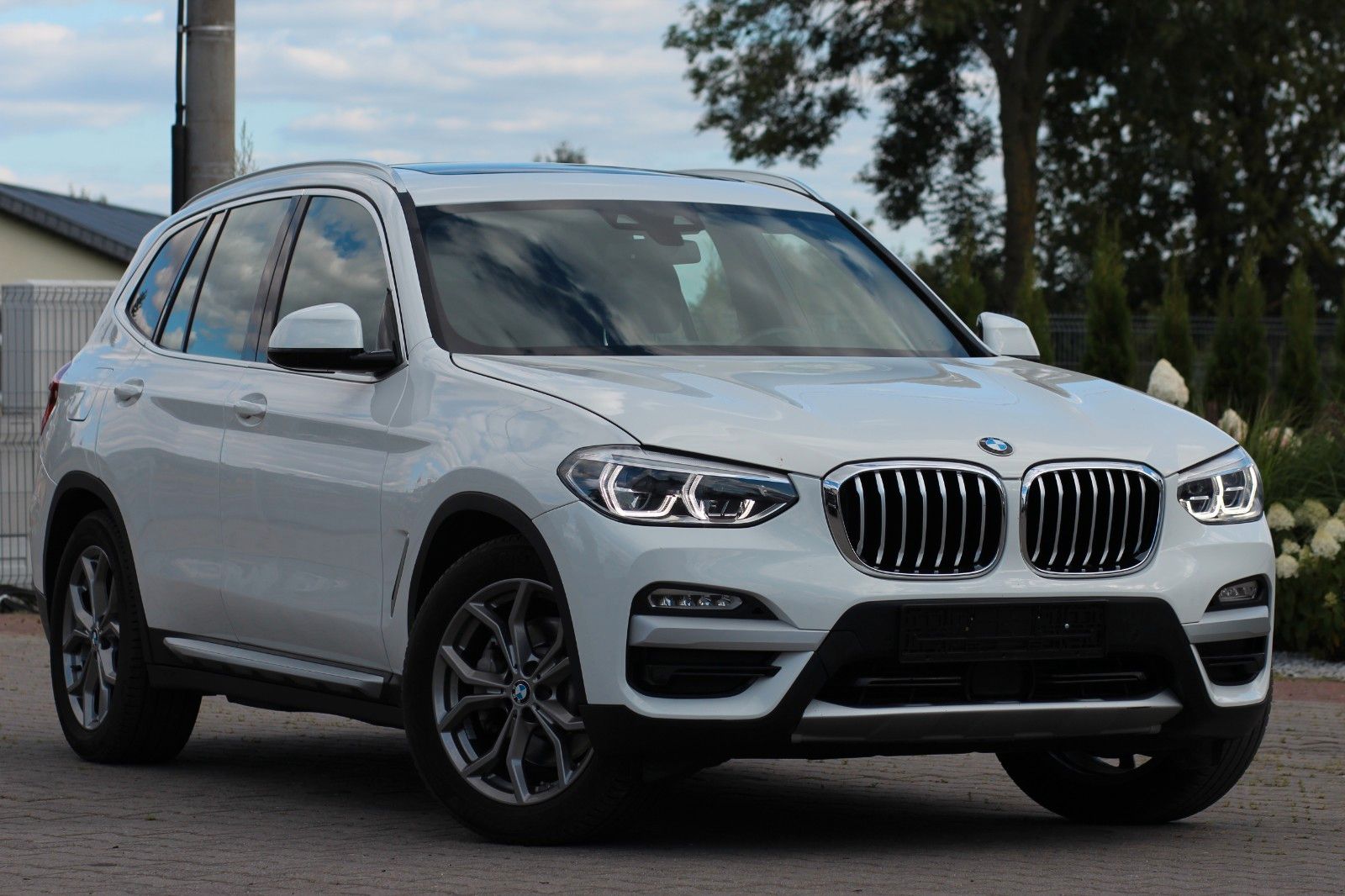 BMW X3 xDrive 25 d xLine LED PANORAMA PDC AHK HK-L7 foto 1