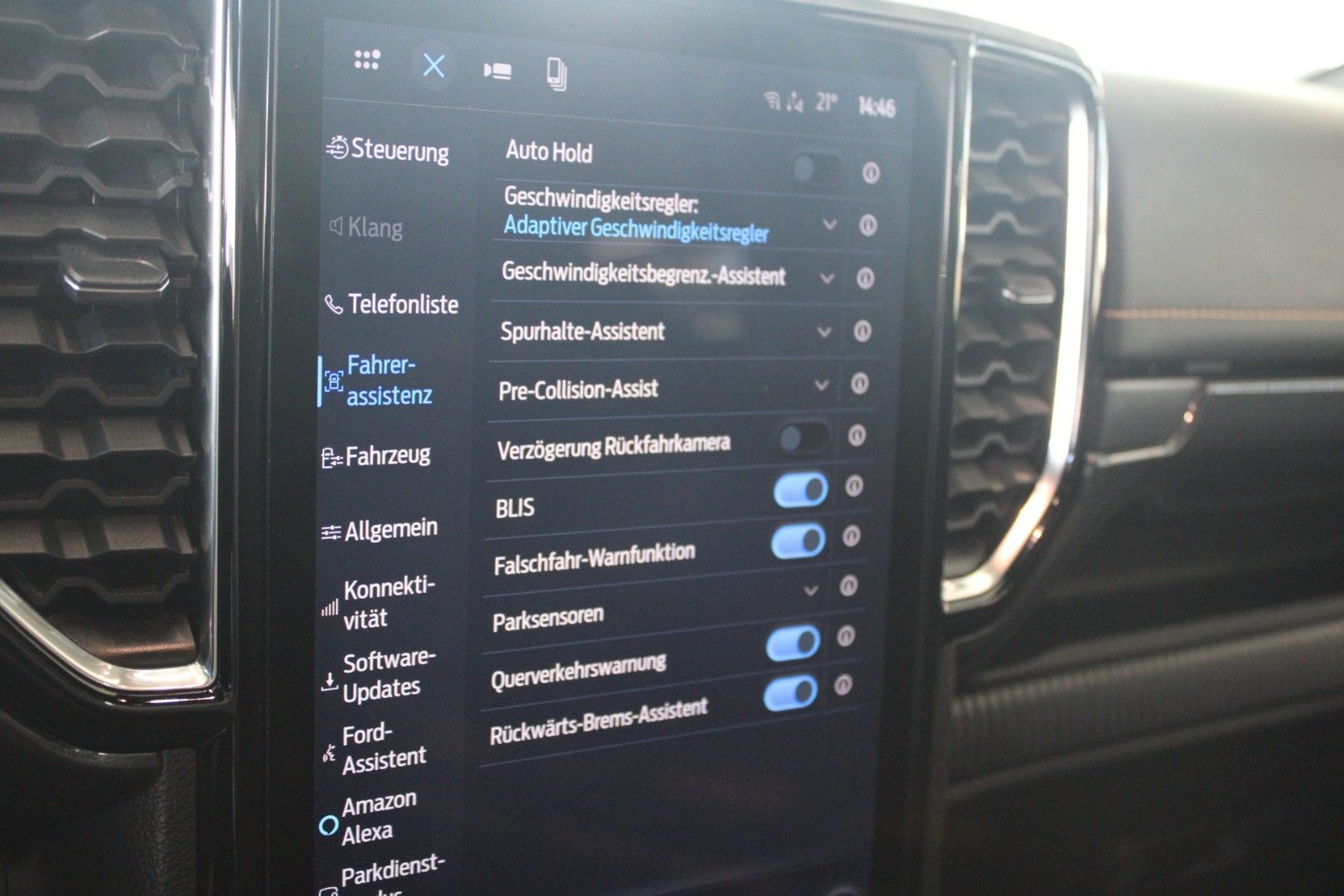 Fahrzeugabbildung Ford Ranger Wildtrak Automatik AHK Leder ACC STDHZ