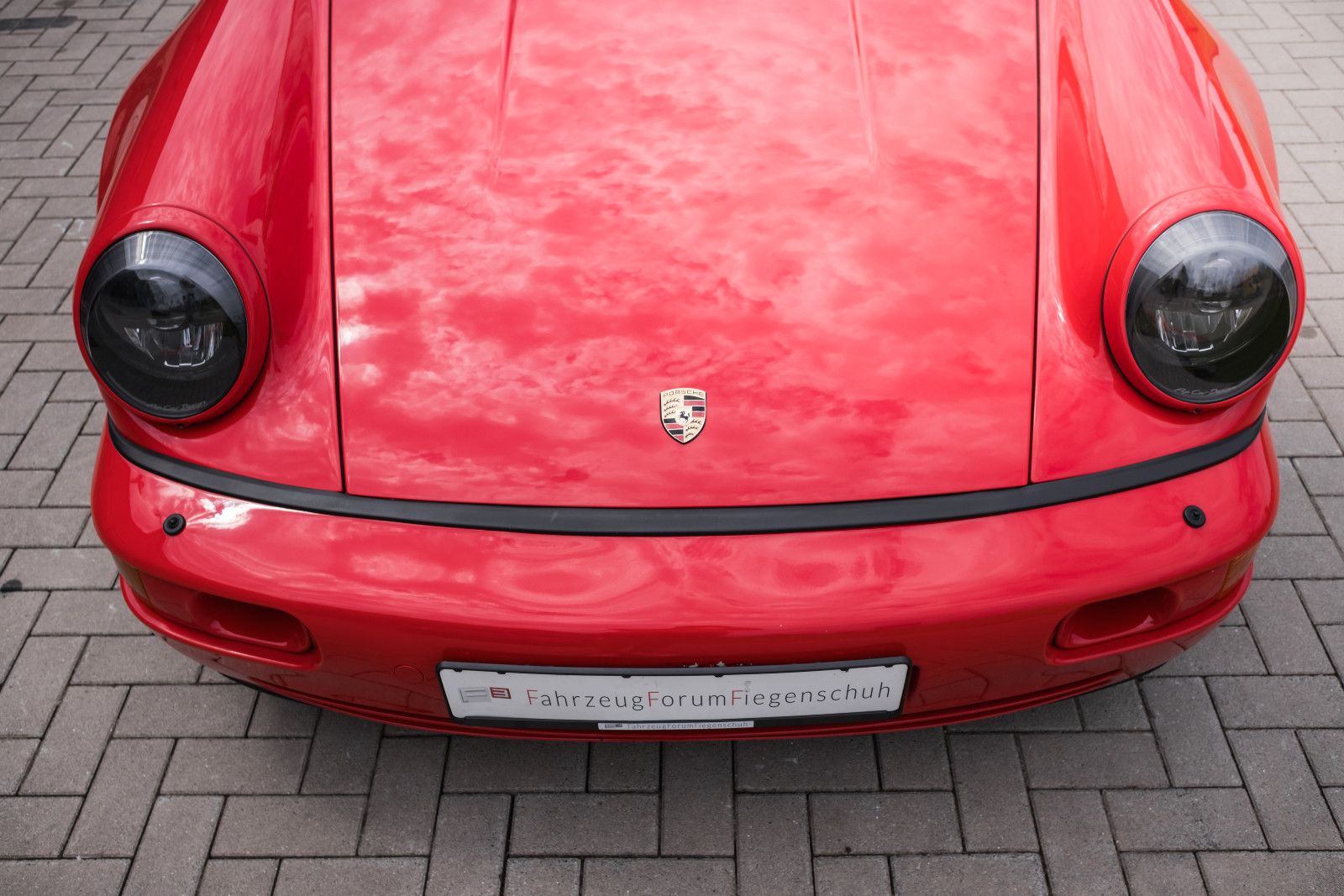 Fahrzeugabbildung Porsche 964 WTL Coupe-Lotec Biturbo-APCarDesign checked!