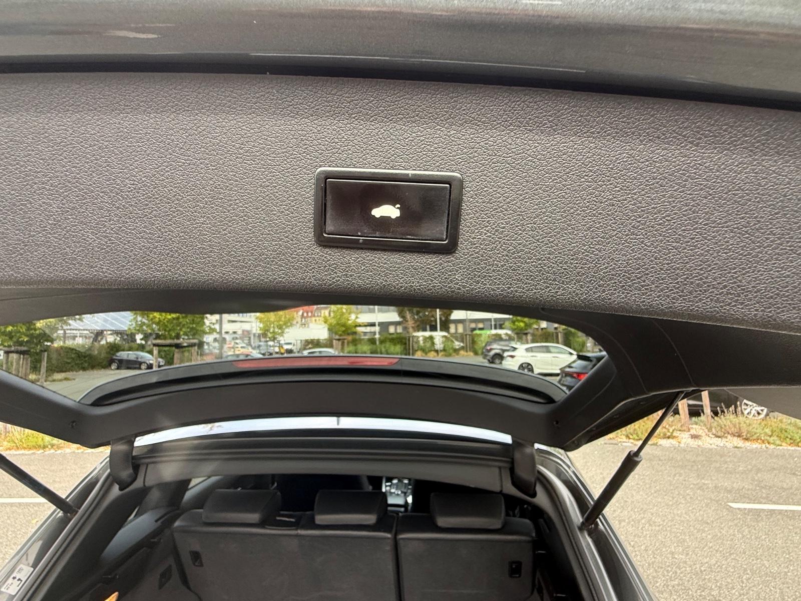 Audi Q5 3.0 TDI V6 239 ch quattro • S line • Cuir • Bi-Xénon • Keyless • Attelage