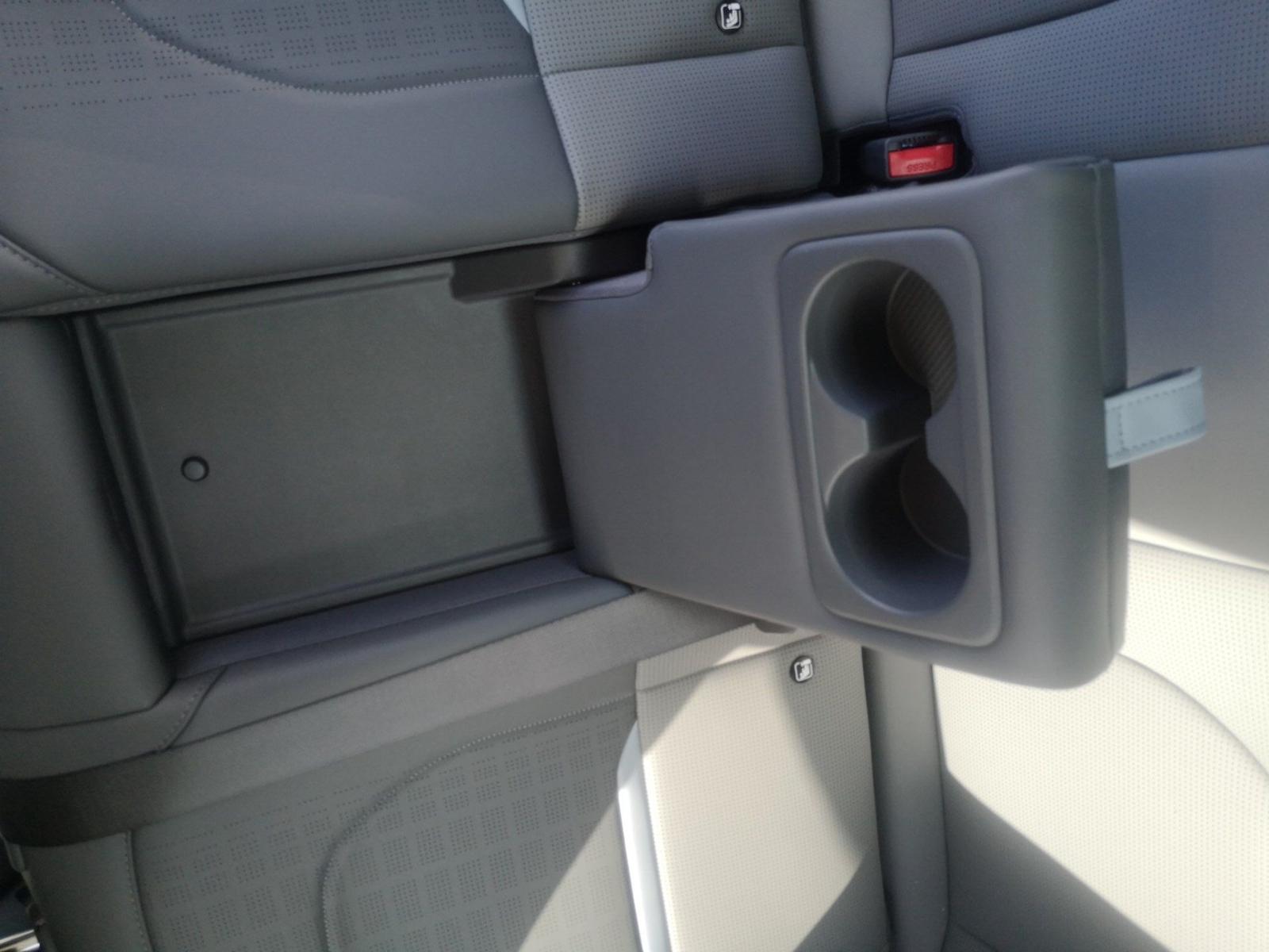 Kia EV3 81 kW/h Earth ACC KeyLess LED Navi PDC LM