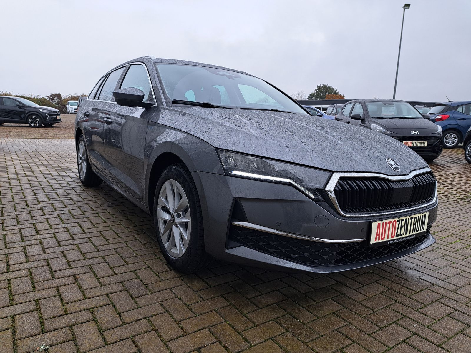 Fahrzeugabbildung SKODA Octavia MY'26 Combi 1.5TSI mHEV AHK NAVI LED ACC