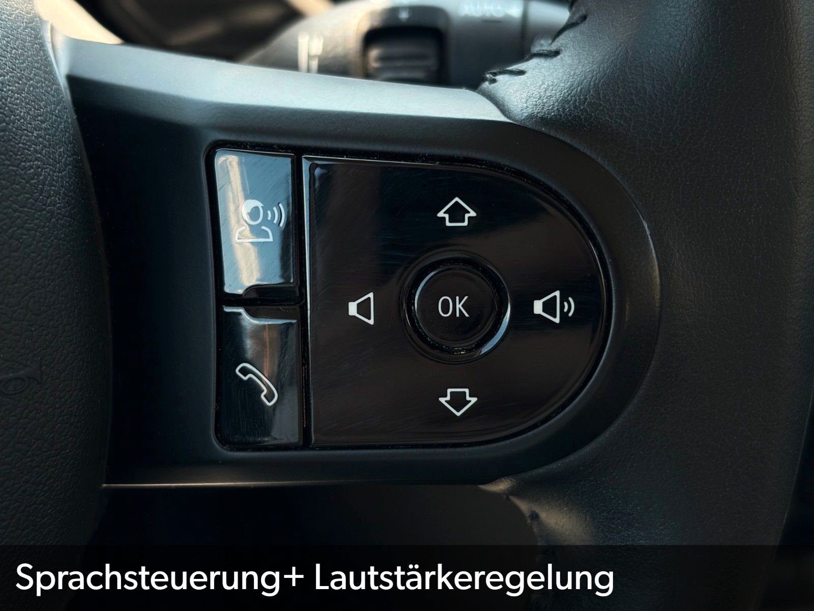 Fahrzeugabbildung MINI One Steptronic Blackyard TEMP LIMIT SHZ LED PDC