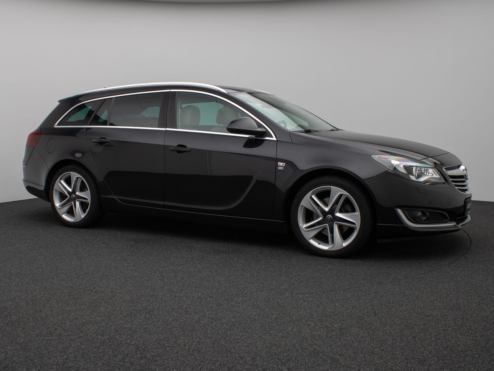 Fahrzeugabbildung Opel Insignia A Sports Innovation Panorama Kamera AHK