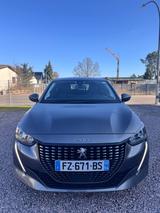 Peugeot 208 PureTech 100 EAT8 Allure 2021/05 - silberne Peugeot 208