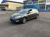 Opel Astra J 1.6 Sports Tourer Edition TÜV 06/2026 - Opel Astra aus 2010: Sports
