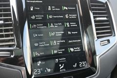 Fahrzeugabbildung Volvo XC90 R-Design T8 AWD *STHZ*PANO*360*HU*MASSAGE