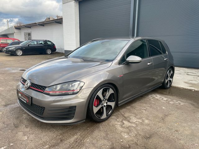 Volkswagen Golf VII Lim. GTI Performance BMT DSG KEYLESS