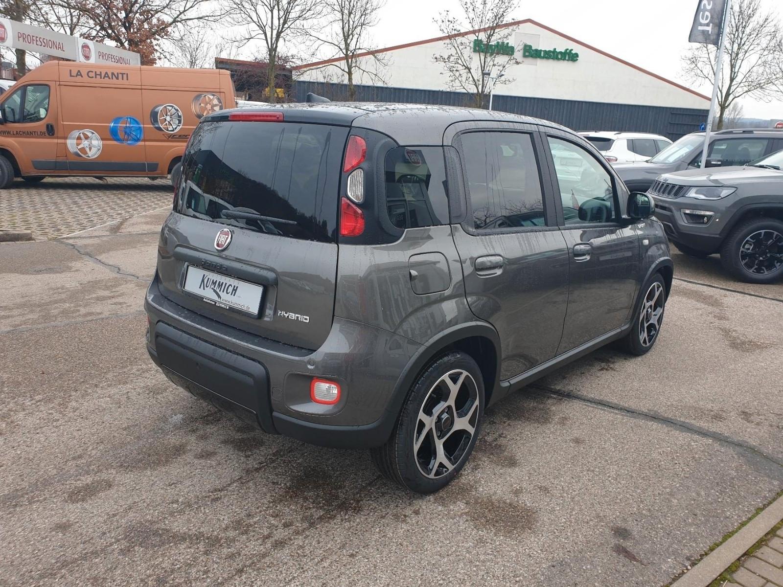 Fiat Panda Sport Hybrid 1.0 GSE- Pandemonio  li,ited 