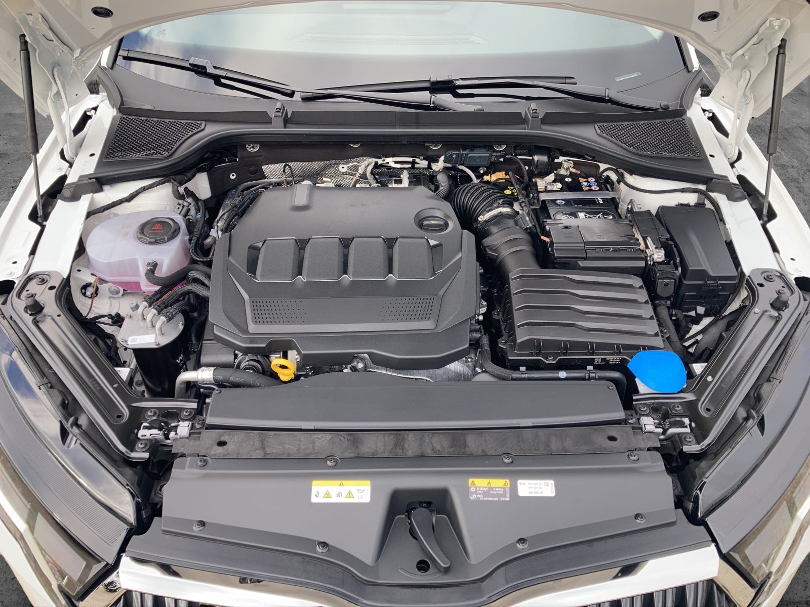 Fahrzeugabbildung SKODA Octavia Combi 2.0 TDI Selection