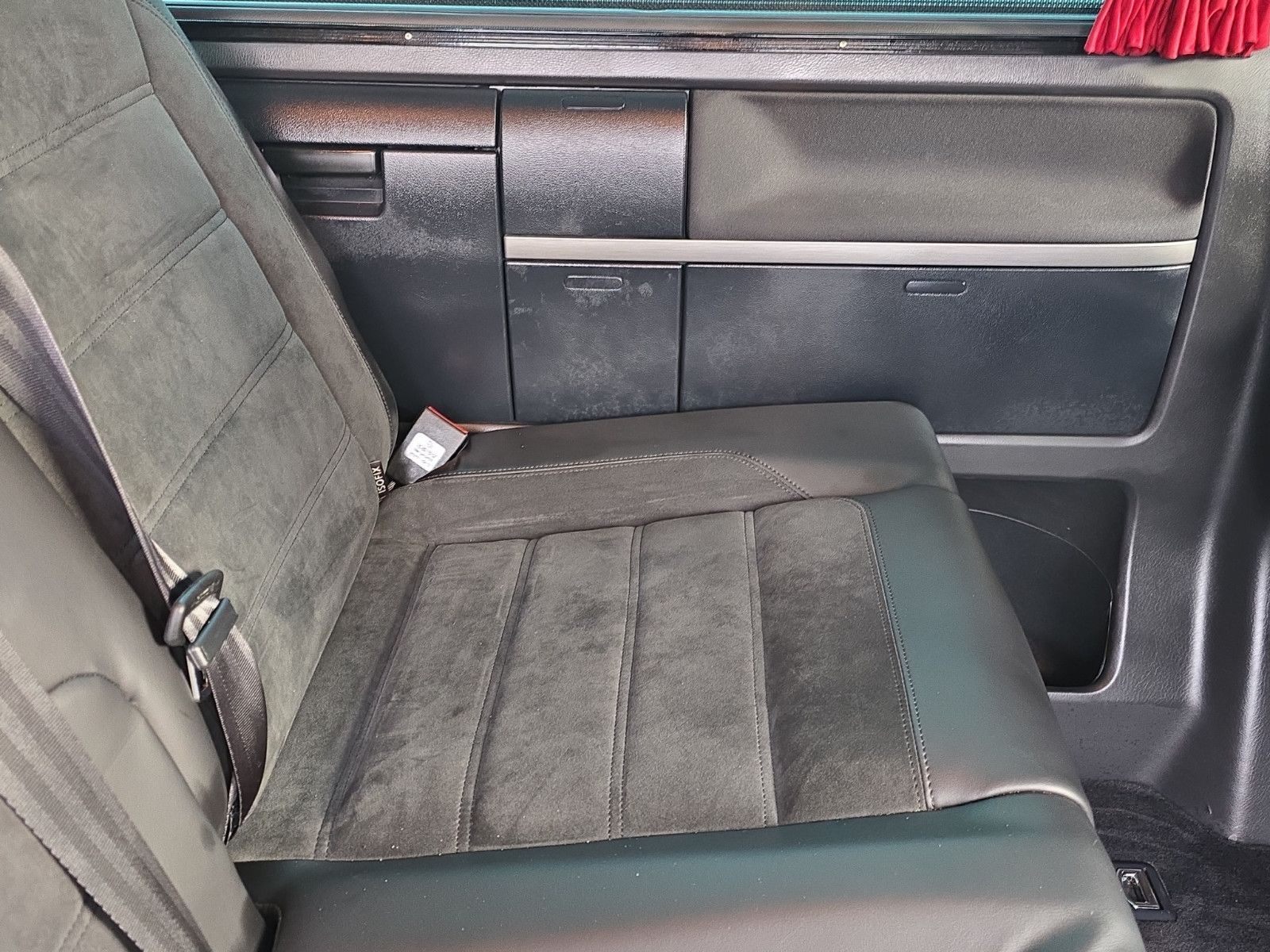 Fahrzeugabbildung Volkswagen T6 Multivan Generation Six+DSG+7 Sitze+AHK+LED