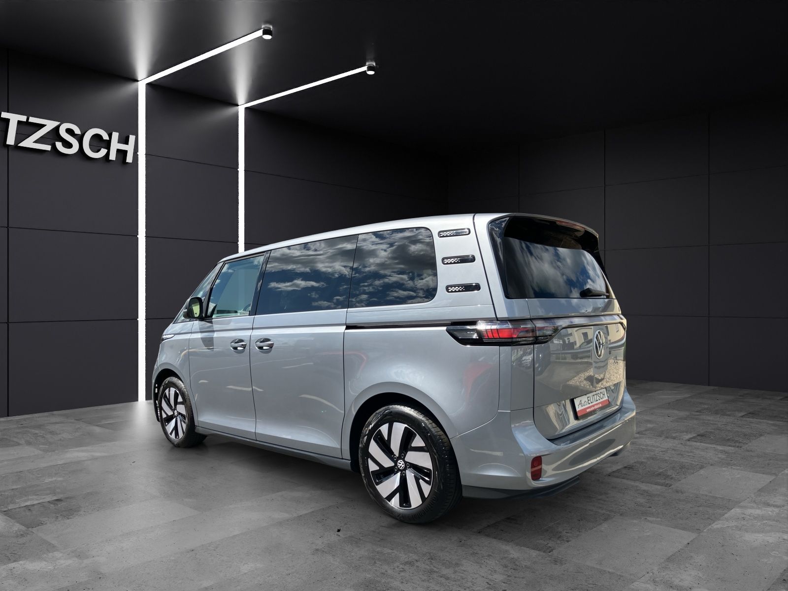 Fahrzeugabbildung Volkswagen ID.Buzz Pro Matrix AHK Navi ACC