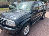 Suzuki Grand Vitara , Sehr gepflegt . 1Hand - gebrauchte Suzuki Grand Vitara aus dem Jahr 2001