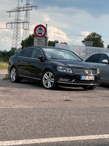 Volkswagen VW passat b7 highline  170 PS 2.0 tdi 4 mo...