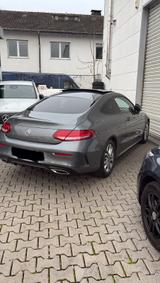 Mercedes-Benz C 250 Night Edition - Mercedes-Benz C 250: Coupe