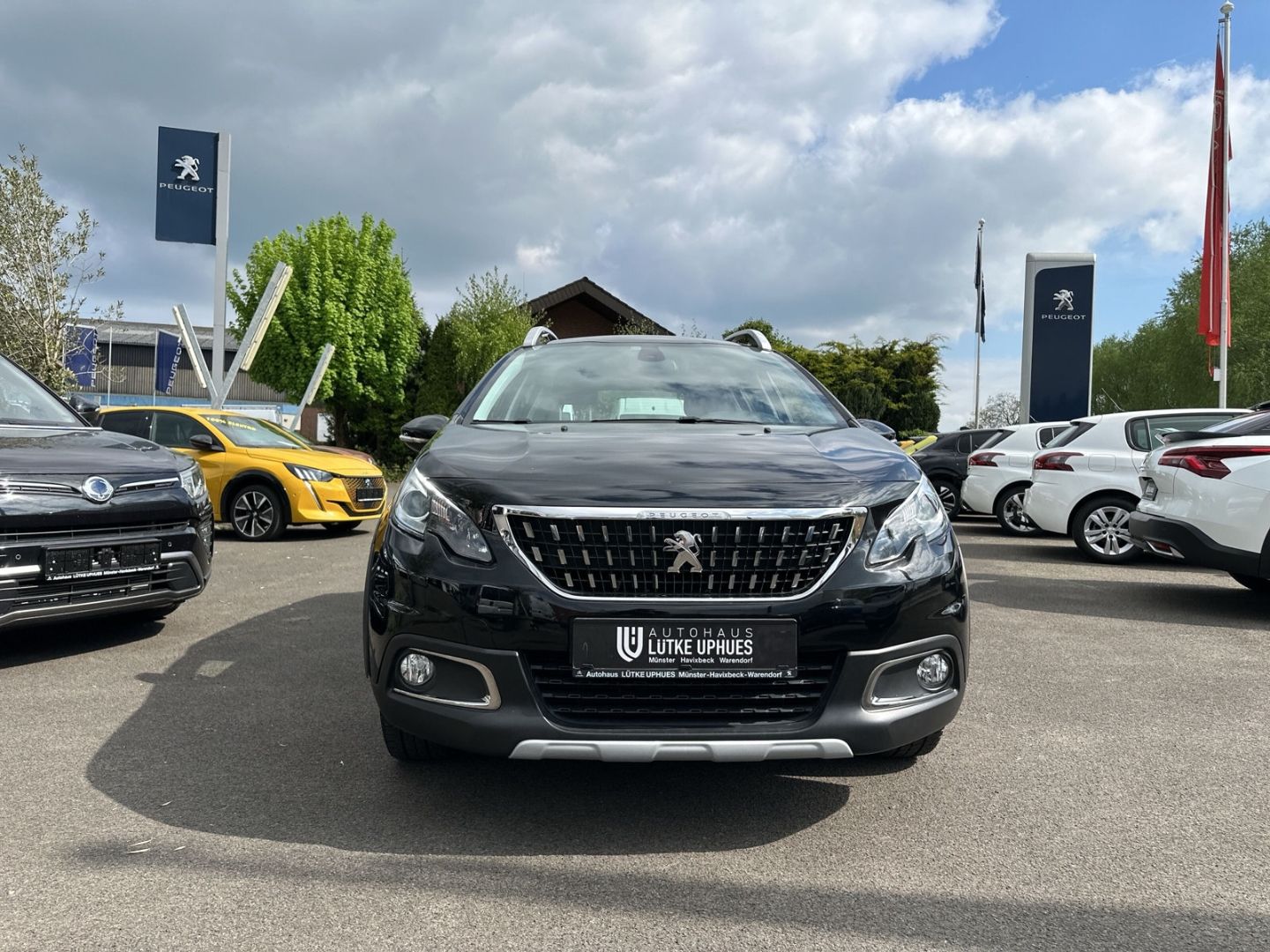 Fahrzeugabbildung Peugeot 2008 1.2 Allure PureTech 82  Tempomat  Navi