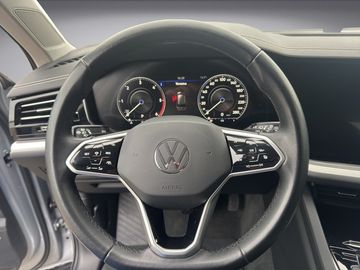 Volkswagen Touareg - 9