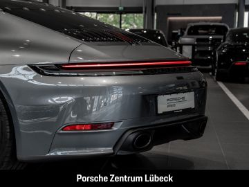 Porsche 992 - 12