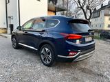 Hyundai SANTA FE 2.2CRDi 4WD 8-AT Premium Standhzg Garan - Hyundai SANTA FE in Chemnitz