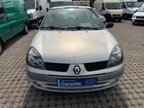 Renault Clio 1.2 16V Tüv und Inspektion neu - gebrauchte Renault Clio aus dem Jahr 2003