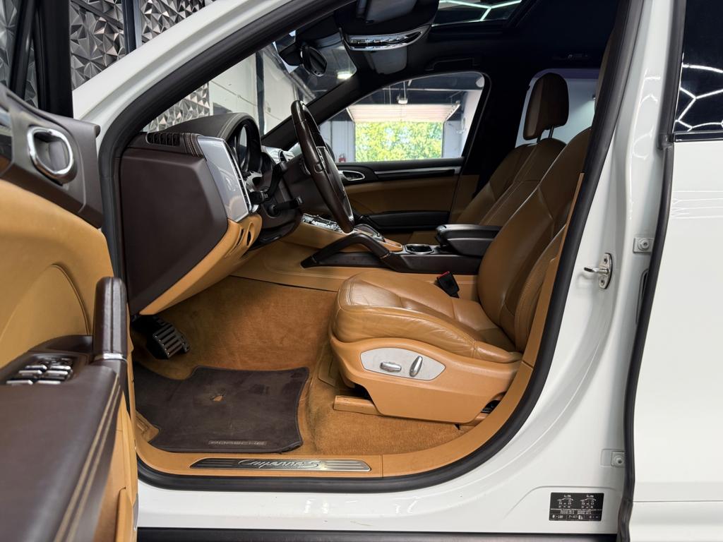 Porsche Cayenne S Diesel 4.2 V8, Foto 20 von 50