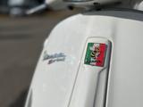 Piaggio Vespa Sprint HS 50 4T weiß mit Koffer - PIAGGIO VON 1 BIS 50 CCM